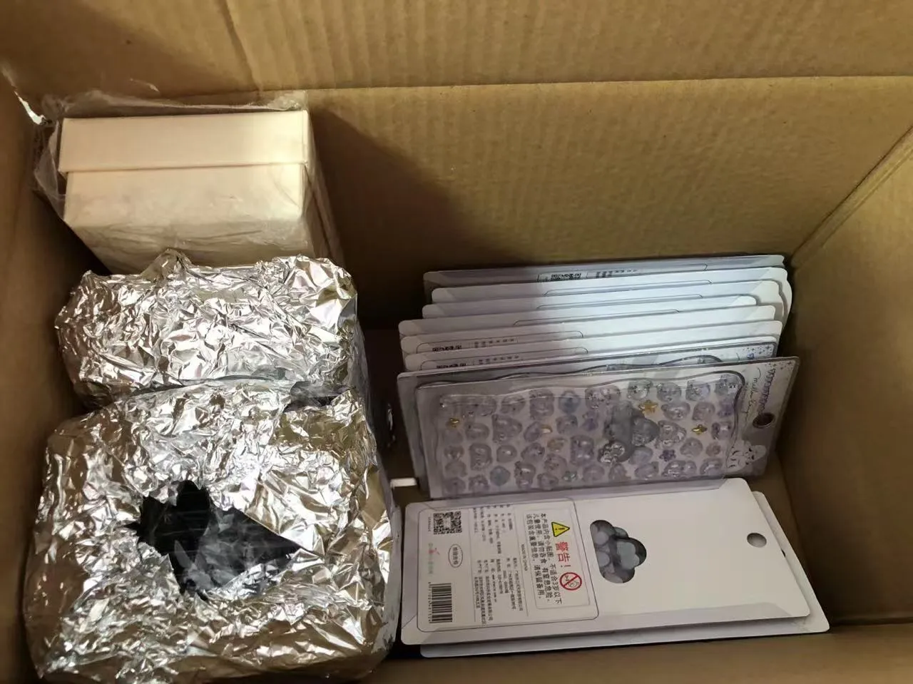 JOJO প্যাকের 3D এমবসড ইপোক্সি স্টিকার