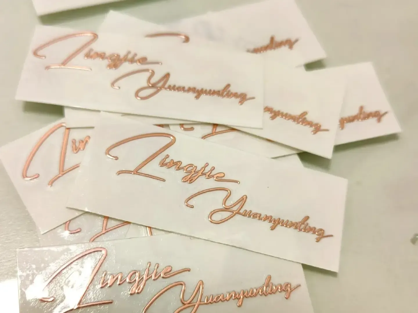 স্থানান্তর স্টিকার অপসারণযোগ্য?