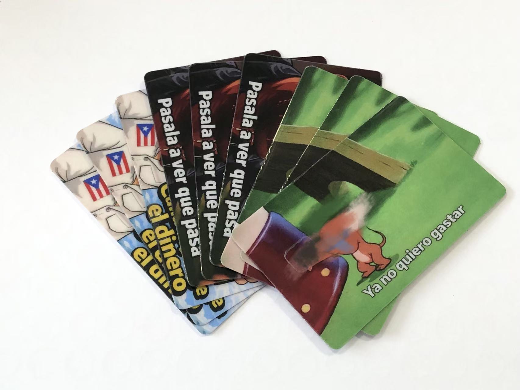 JOJO প্যাক সফলভাবে US ক্লায়েন্টের কাছে ক্রেডিট কার্ড স্টিকার প্রেরণ করেছে